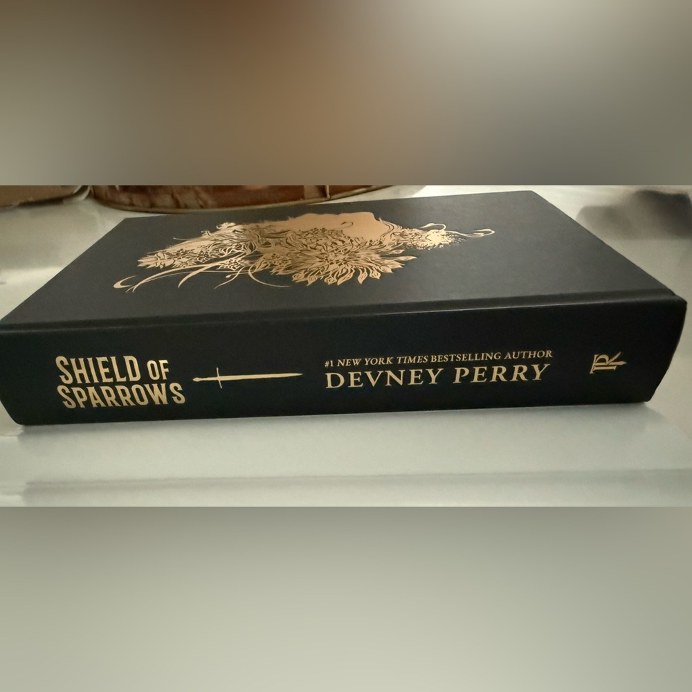 Shield of Sparrows Target Deluxe Golden Edition - Picture 5 of 8